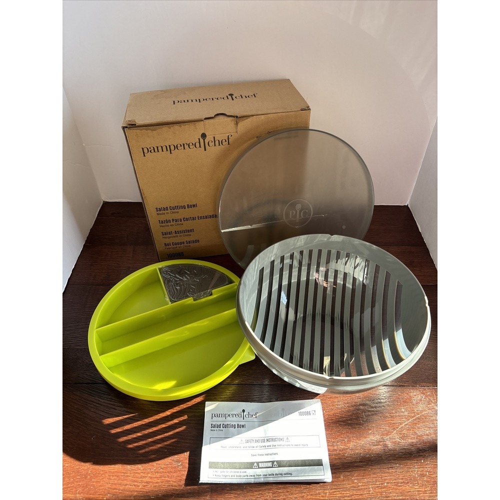 Pampered Chef Salad Cutting Bowl 100086 New in Box
